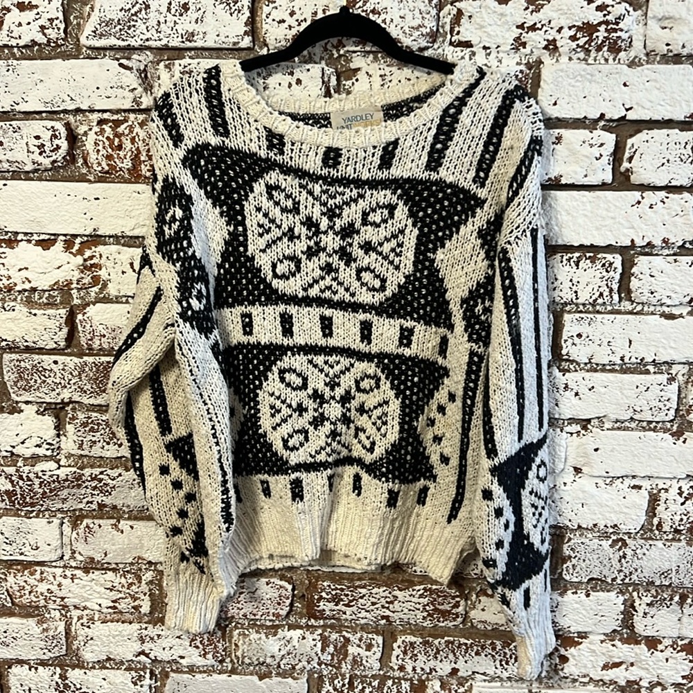 Classic Black and White Crew Neck Sweater